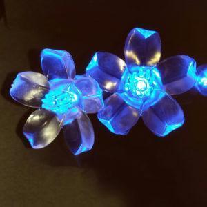Blue flower-shaped LED light string